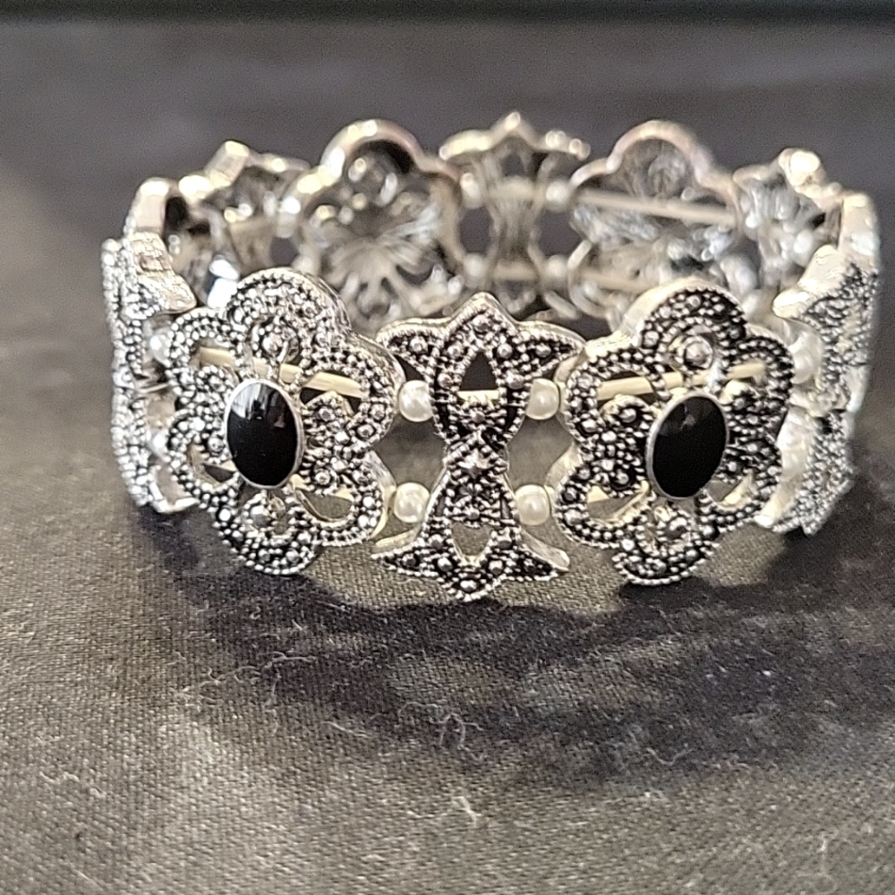 Vintage Silver-Plated Marcasite Bracelet With Black Onyx & Rhinestones/Pearls - Picture 4 of 4